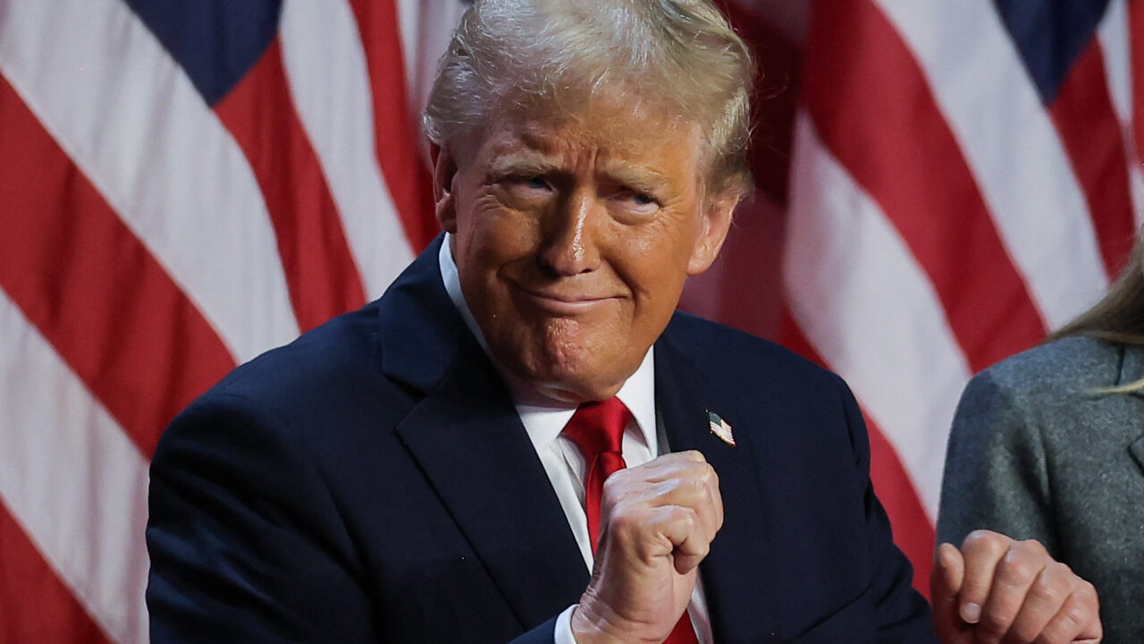 ZDA in Iran podpisala dogovor o miru: Trump kritizira skeptike
